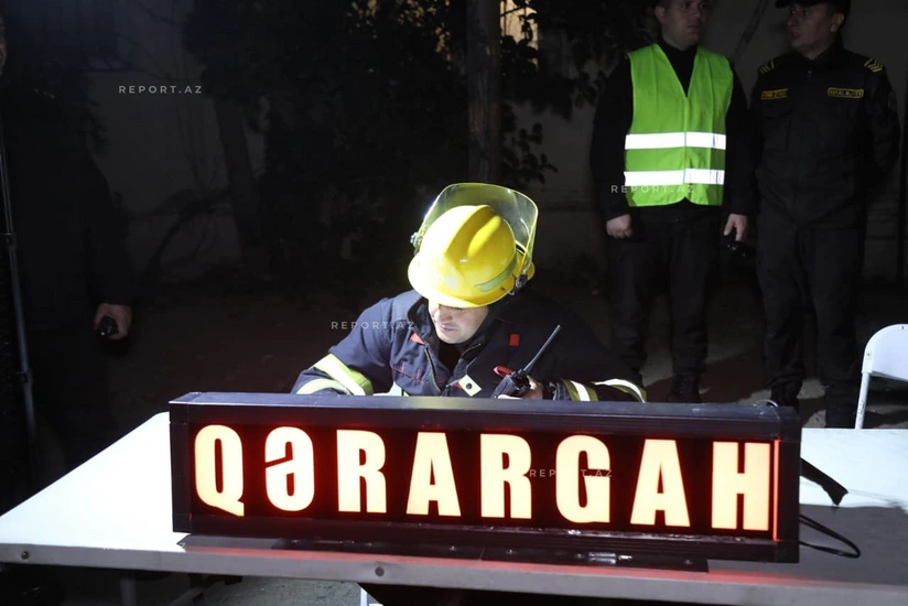 В Ясамале на месте пожара создан оперативный штаб