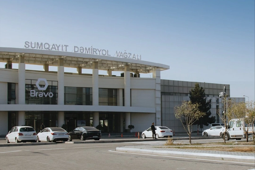 Sumqayıt Dəmiryol Vağzalının qarşısında yeni nəqliyyat mübadilə mərkəzi yaradılıb