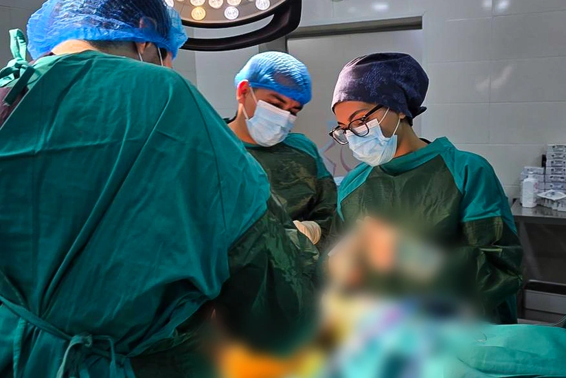 Sabunçu Tibb Mərkəzində süni oynağın qoyulması əməliyyatına başlanılıb