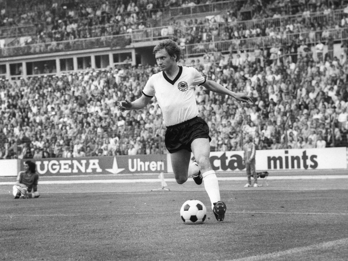 Almaniya millisi ilə dünya çempionu olmuş futbolçu vəfat edib