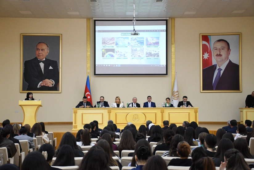 Baş Prokurorluq Gəncədə ətraf mühitin mühafizəsinə həsr olunan konfrans keçirib