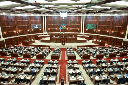 Azerbaijani parliament holds another plenary meeting of autumn session
