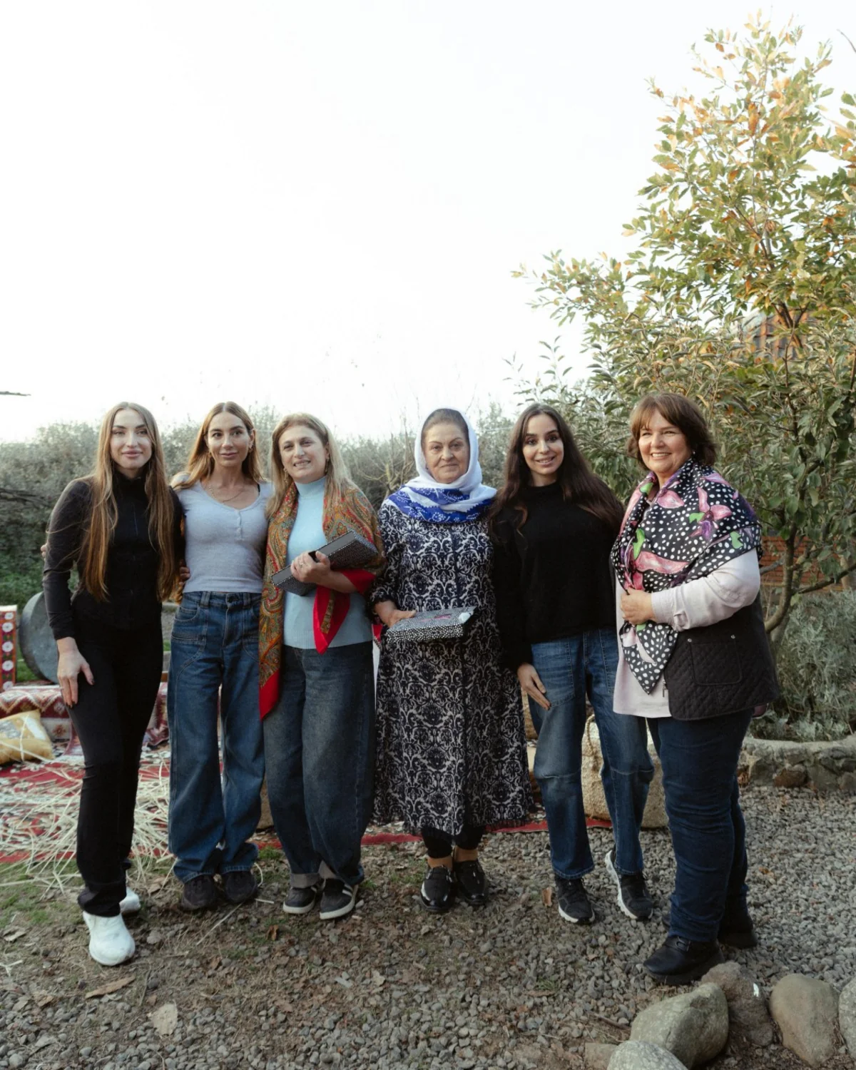 Leyla Əliyeva, Arzu Əliyeva və Alena Əliyeva Lənkəranda fermer təsərrüfatı ilə tanış olublar