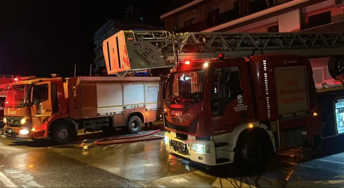 Türkiyədə yaşayış binasında yanğın olub, ölən və xəsarət alanlar var