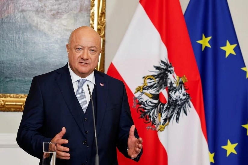 Avstriya kansleri: Aİ Rusiyaya təzyiq göstərməyə davam edəcək