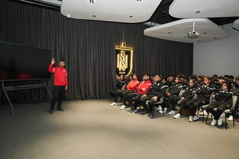 Neftçinin aşağı yaş qruplarından ibarət komandaları üçün seminar keçirilib