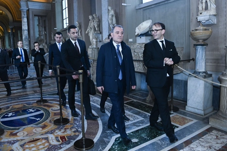 Джейхун Байрамов посетил Собор Святого Петра в Ватикане