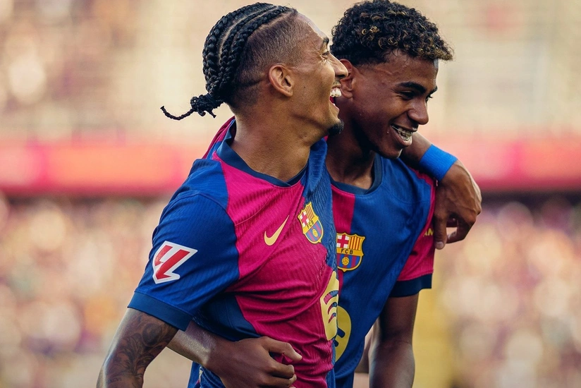 Yamal və Rafinya Çelsi ilə Çempionlar Liqası matçı üçün iştirak ərizəsinə daxil edilib