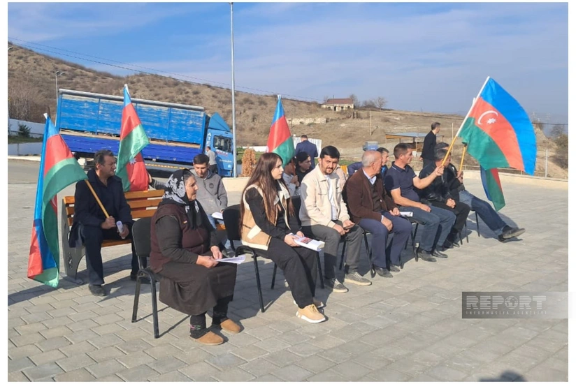 Вернувшимся в село Ханюрду 11 семьям вручены ключи от домов