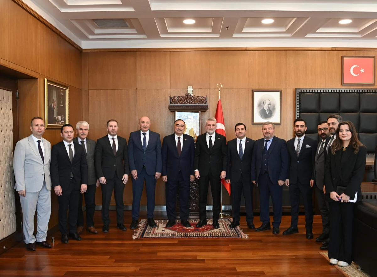 Azərbaycanın investisiya imkanları Türkiyənin 3 şəhərində təqdim edilib