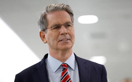 Trump expected to name new Fed chair before Christmas