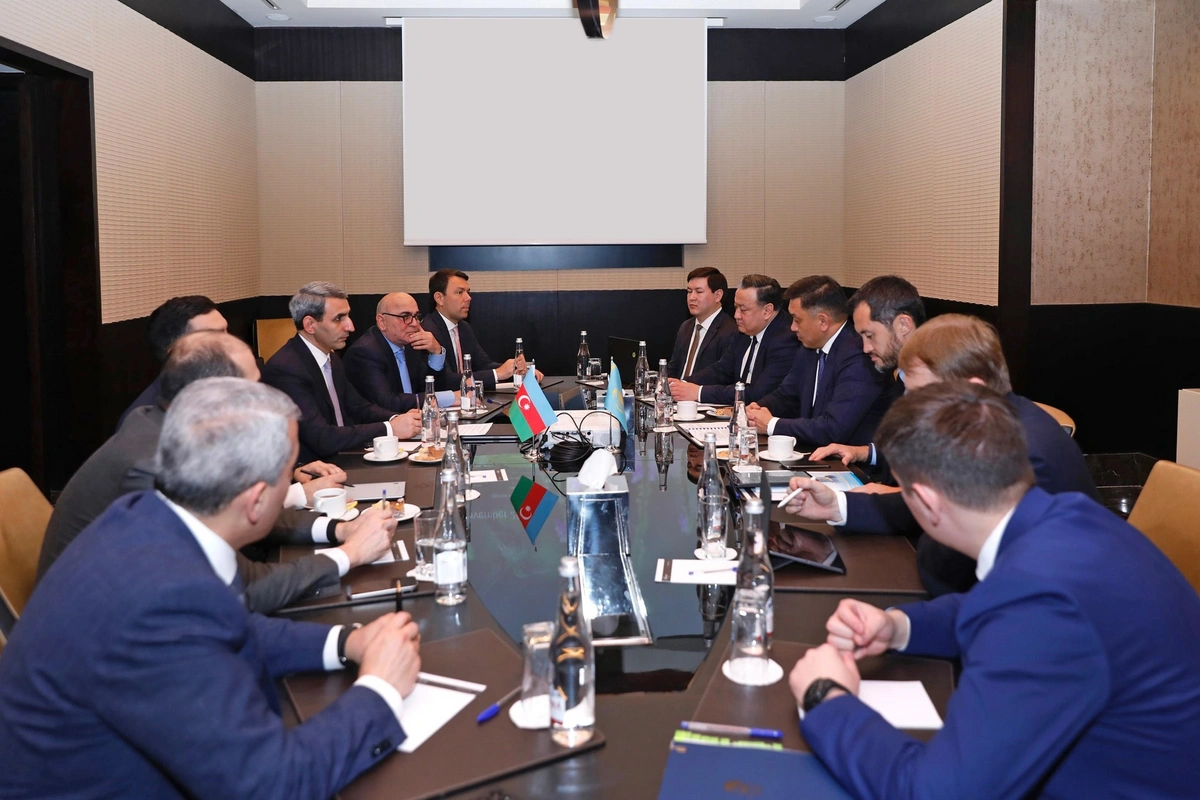 Azerbaijan, Kazakhstan expand railway cooperation