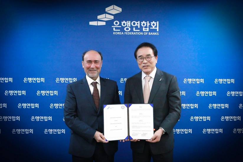 Азербайджан и Корея подписали Меморандум о взаимопонимании по развитию цифрового банкинга