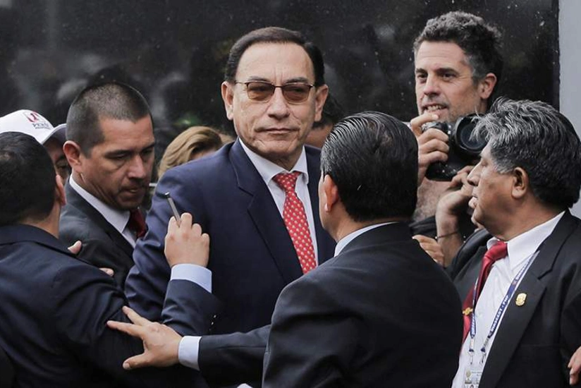 Экс-президент Перу Вискарра приговорен к 14 годам тюрьмы