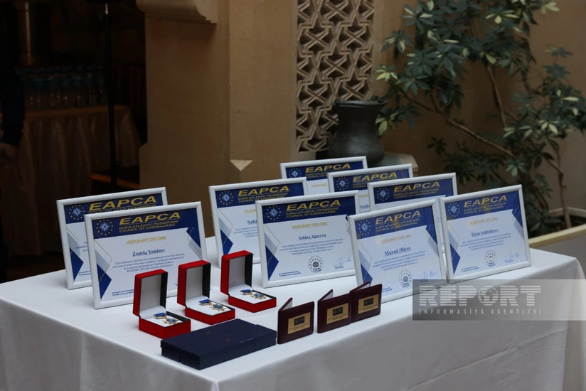 Азербайджанским журналистам вручены награды от EAPCA