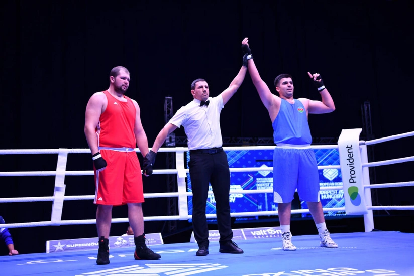 Azərbaycanın daha iki boksçusu Avropa çempionatında yarımfinala vəsiqə qazanıb