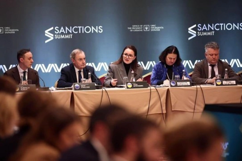 В Киеве начал работу первый Санкционный саммит