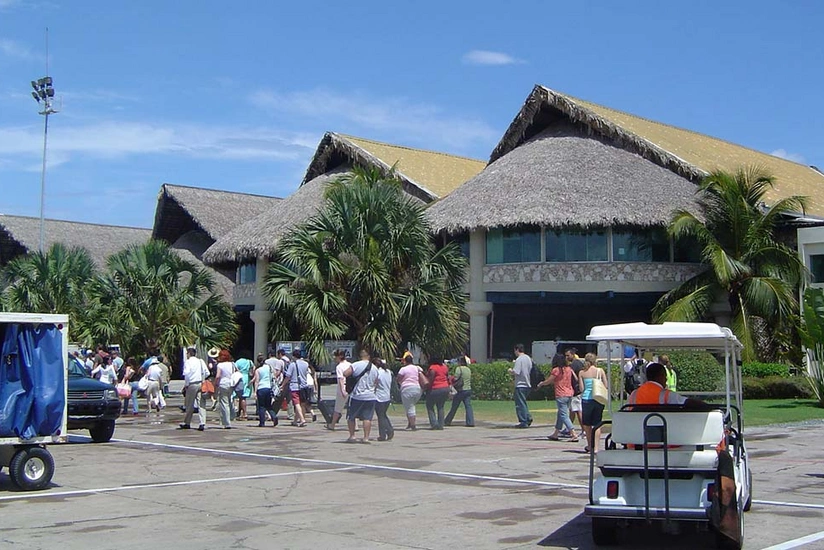 СМИ: США используют аэропорты Доминиканы для борьбы с наркотрафиком