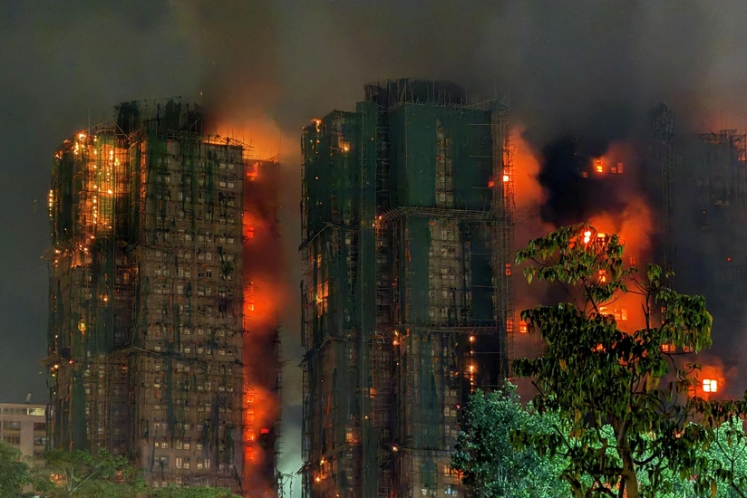 Власти Гонконга выплатят семьям погибших при пожаре по $25,7 тыс.
