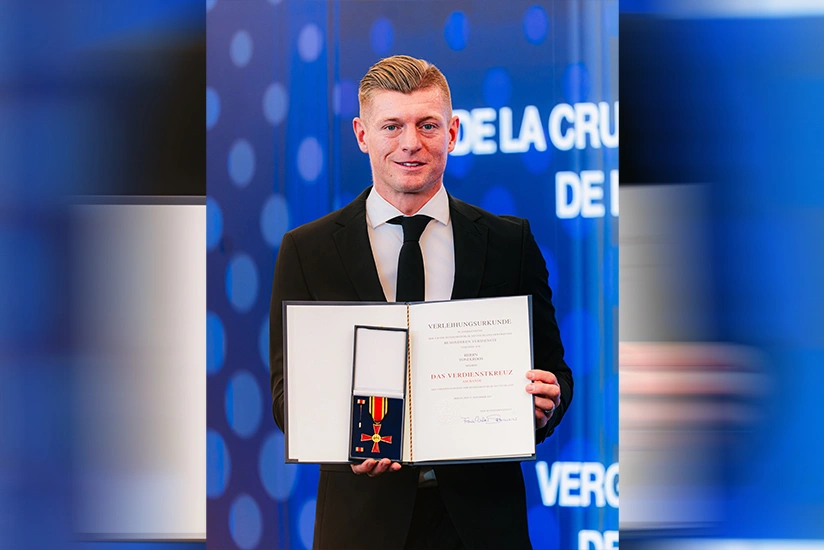 Realın və Almaniya yığmasının sabiq yarımmüdafiəçisi Cəngavər Xaçı ordeni ilə təltif edilib