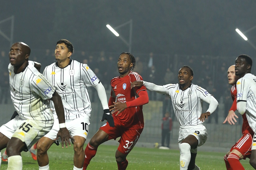 Premyer Liqa: Neftçi səfərdə Turan Tovuzla bərabərə qalıb