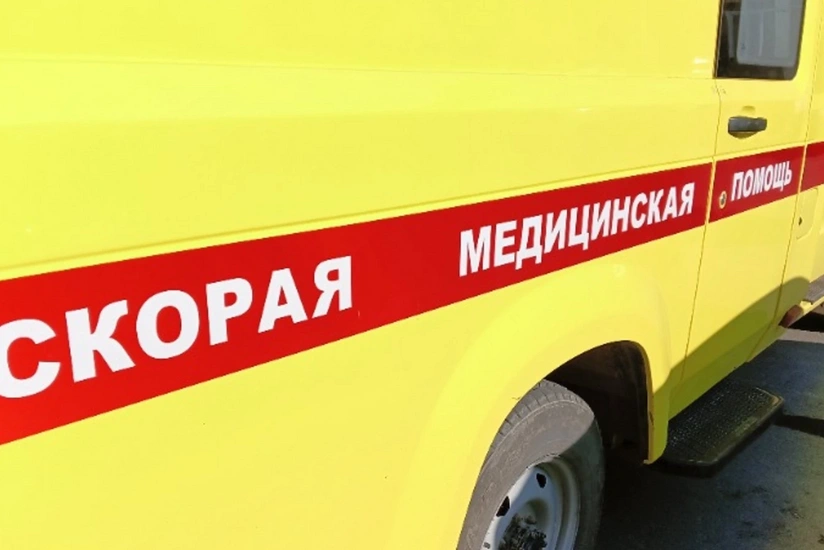 Три человека находятся под завалами обрушевшегося здания в Южно-Сахалинске