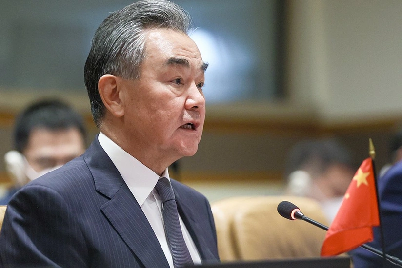 Глава МИД КНР посетит Россию в начале декабря