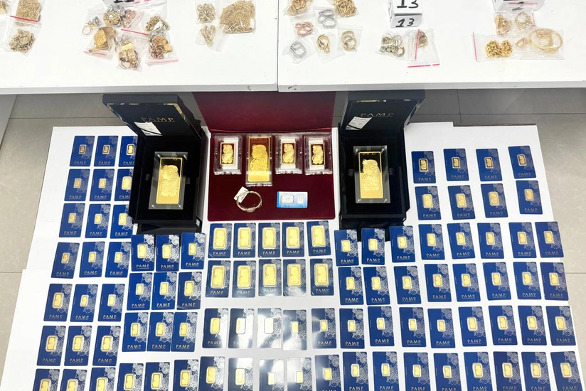 Azərbaycana qanunsuz 11 kiloqrama yaxın qızıl gətirilməsinin qarşısı alınıb