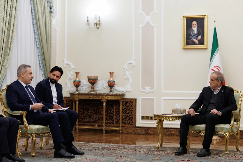 Tehranda Pezeşkianla Fidan arasında görüş olub