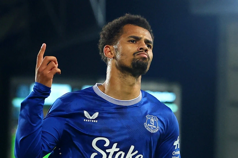 Топ-клубы АПЛ интересуются нападающим Эвертона