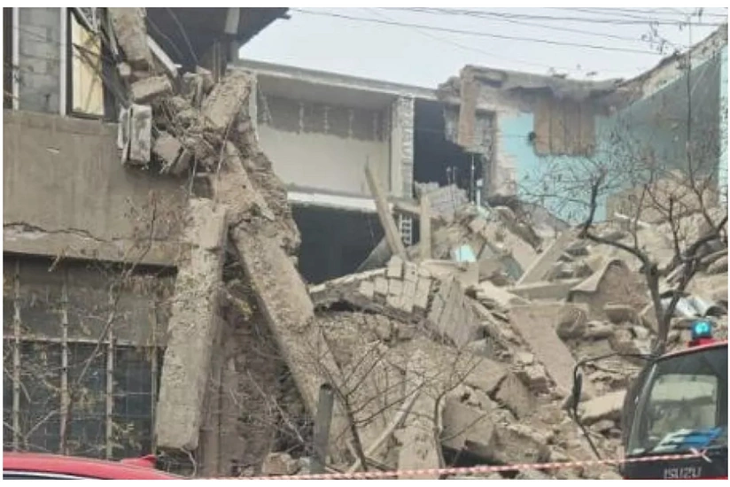 В Ереване на территории недействующего завода произошел взрыв, есть пострадавшие