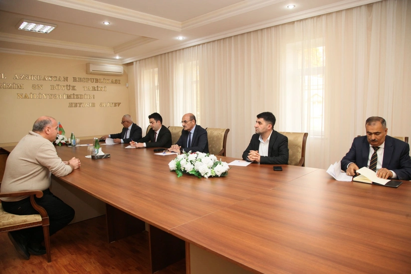 İlham Mirzəliyev Bərdədə vətəndaşları qəbul edib