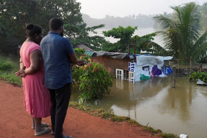 Жертвами циклона Дитвах на Шри-Ланке стали 355 человек
