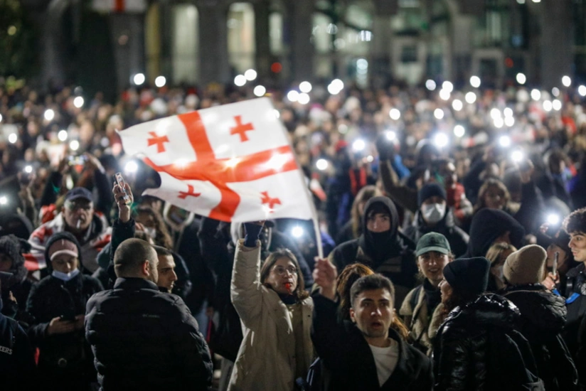 Gürcüstan DİN: Etirazlarda sağlamlığa zərərli maddələrdən istifadə olunmayıb