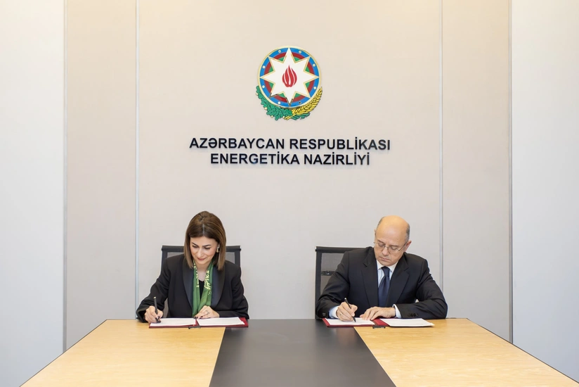 İƏT-in Təmiz Enerji Mərkəzi ilə Ev Sahibi Ölkə Sazişi imzalanıb