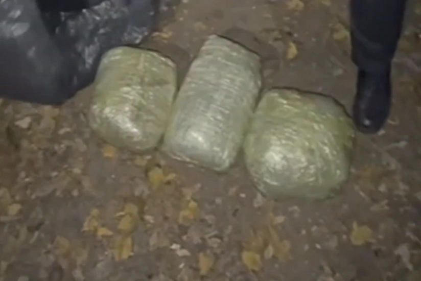 Bakıda narkokuryerlikdə şübhəli bilinən şəxsdə 13 kiloqram narkotik aşkarlanıb