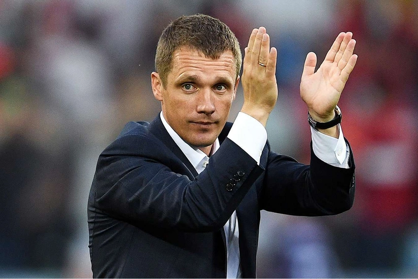 Neftçi baş məşqçi postu üçün belaruslu mütəxəssisi nəzərdən keçirir