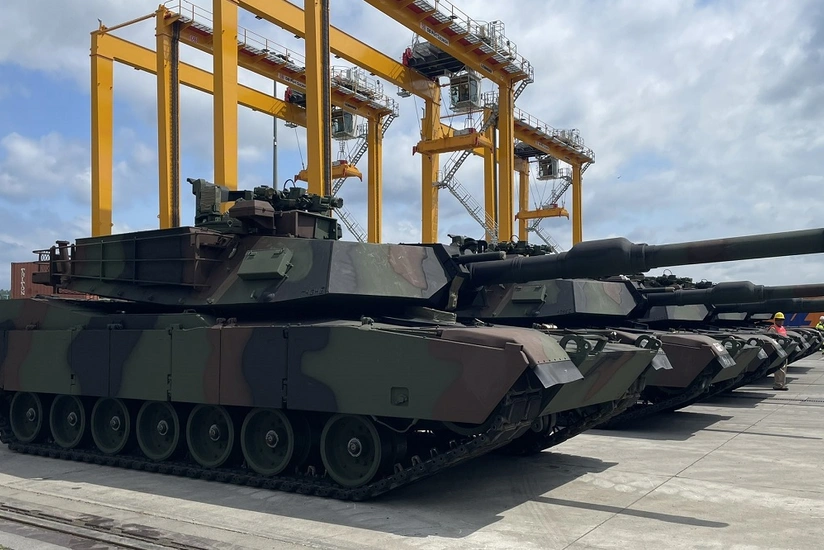 В Польшу прибыла очередная партия из 32 танков Abrams в новейшей версии