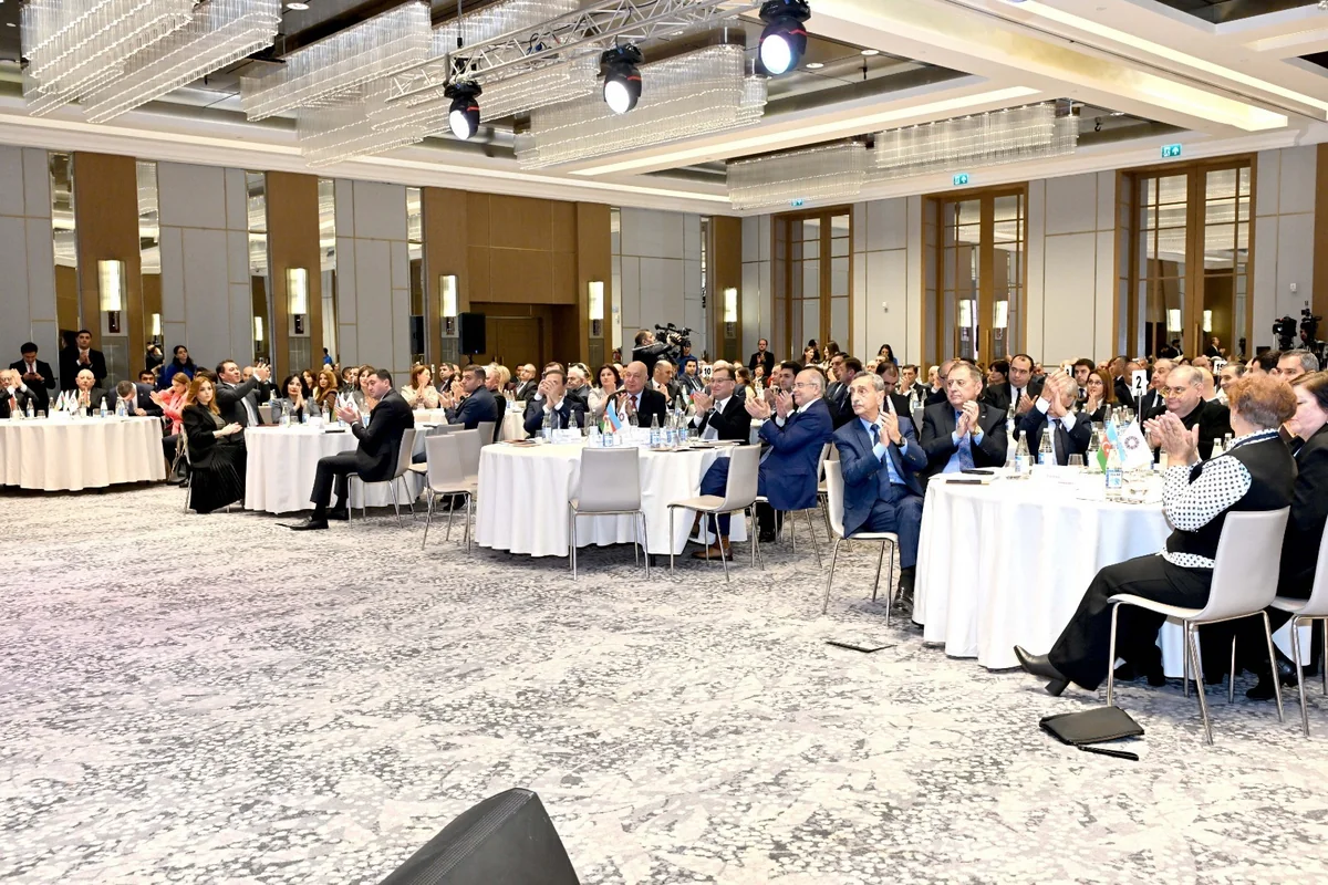 Mədəniyyət İşçiləri Həmkarlar İttifaqının 120 illiyi qeyd olunub