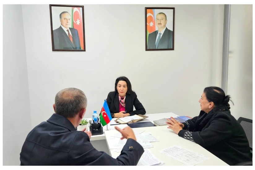 Ombudsman Səbinə Əliyeva vətəndaşları qəbul edib