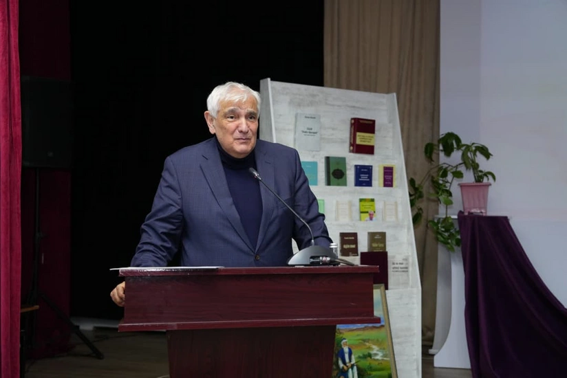 Naxçıvan Dövlət Universitetində Kamal Abdullanın 75 illik yubileyi qeyd olunub