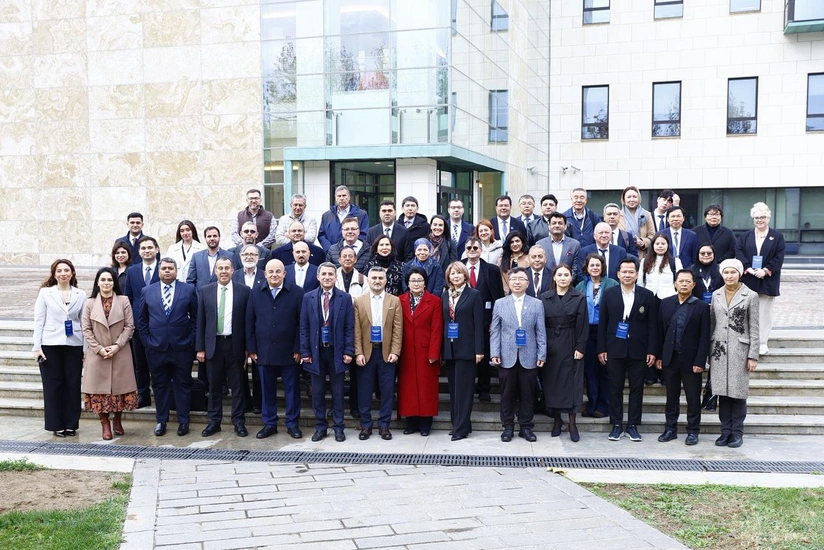 ADA Universitetindəki beynəlxalq konfransda Qarabağda görülən işlərdən danışılıb