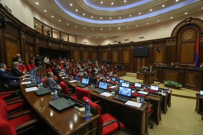 Парламент Армении утвердил бюджет на 2026 год с дефицитом в $1,4 млрд