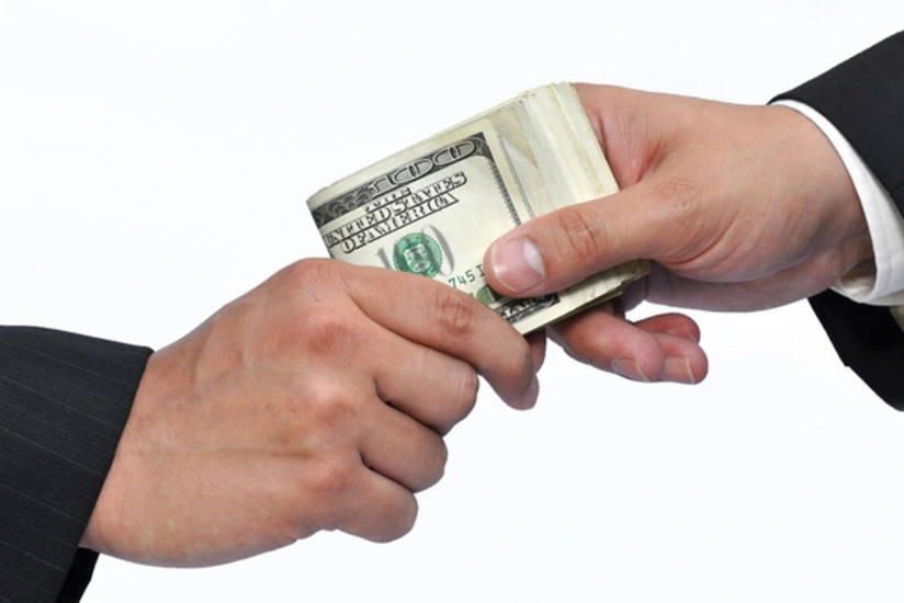 Бывшему замминистра финансов Польши предъявлены обвинения в коррупции