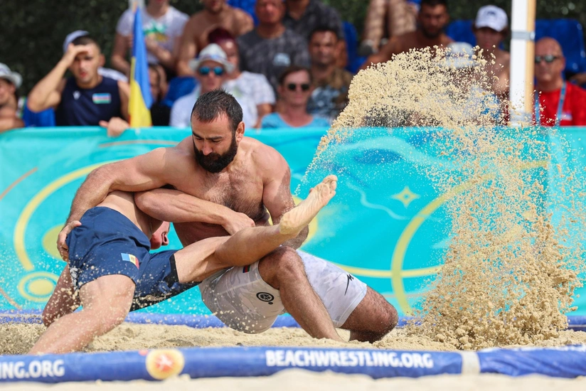 UWW Azərbaycanda çimərlik güləşinin inkişafını yüksək qiymətləndirib