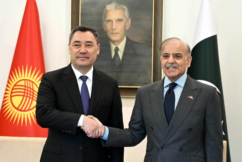 Кыргызстан и Пакистан обсудили использование портов Карачи и Гвадар