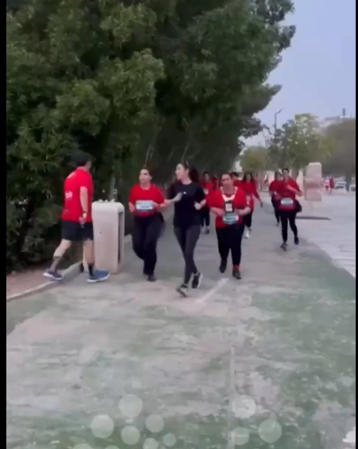 İranda qadınların da iştirak etdiyi marafon yarışının təşkilatçılarna cinayət işi açılıb