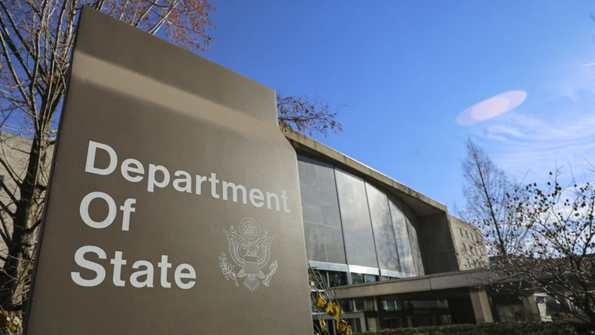 Госдеп: США и Украина отметили необходимость шагов по прекращению огня