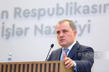 Ceyhun Bayramov: Biz real nəticələr verən, regional sabitliyi təmin edən çoxtərəfli sistemə sadiq qalırıq