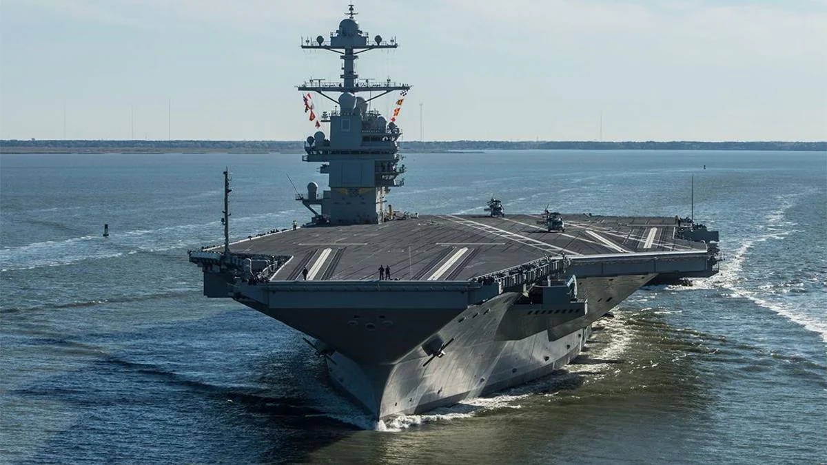 Авианосец ВМС США Джеральд Форд вернулся на патрулирование в Карибское море